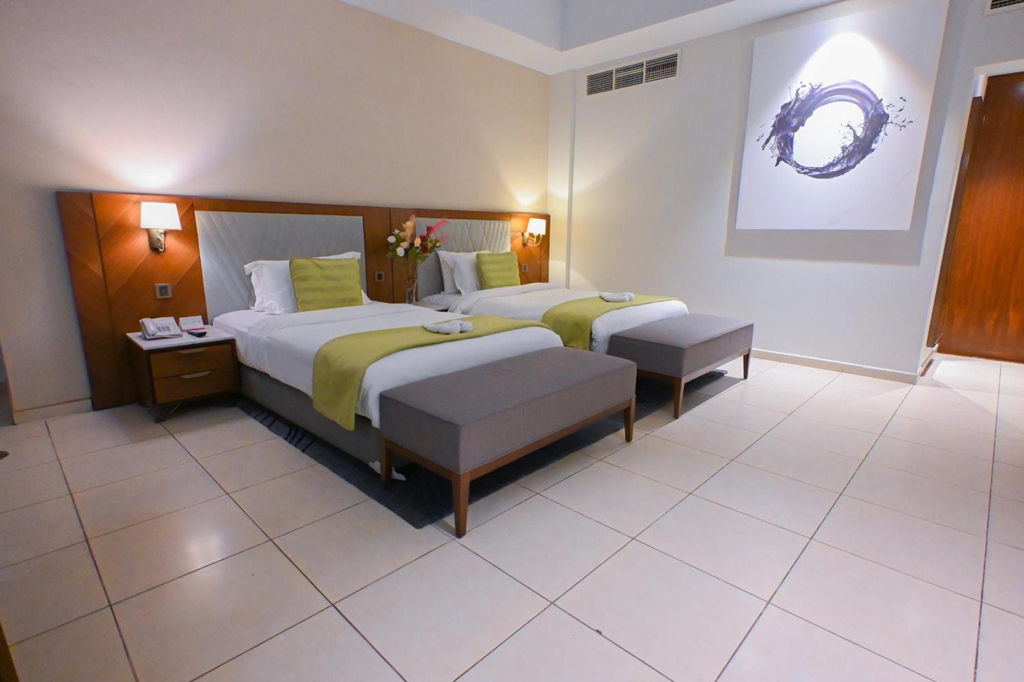 מנאמה Ramee Palace Hotel מראה חיצוני תמונה