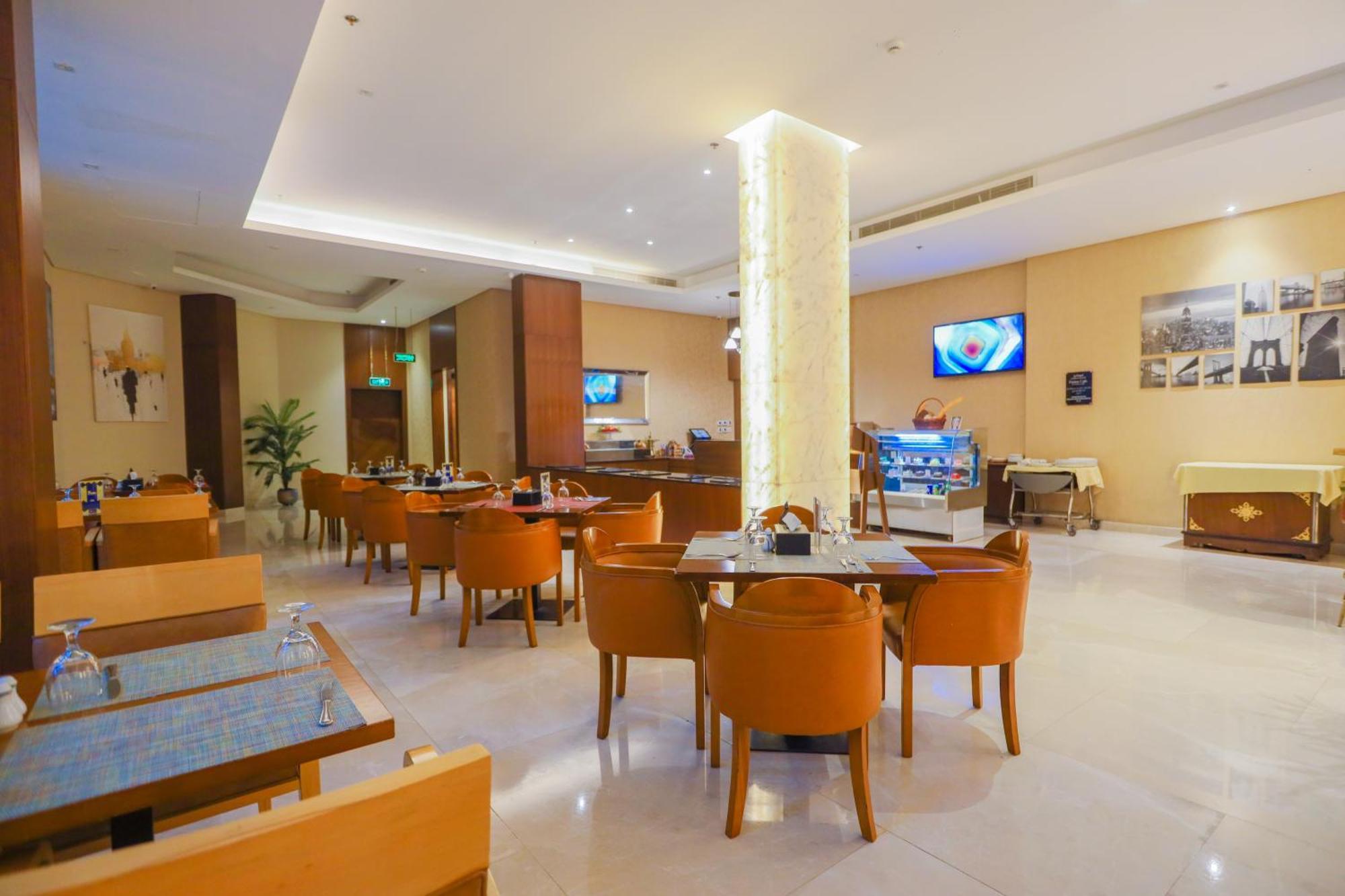 מנאמה Ramee Palace Hotel מראה חיצוני תמונה