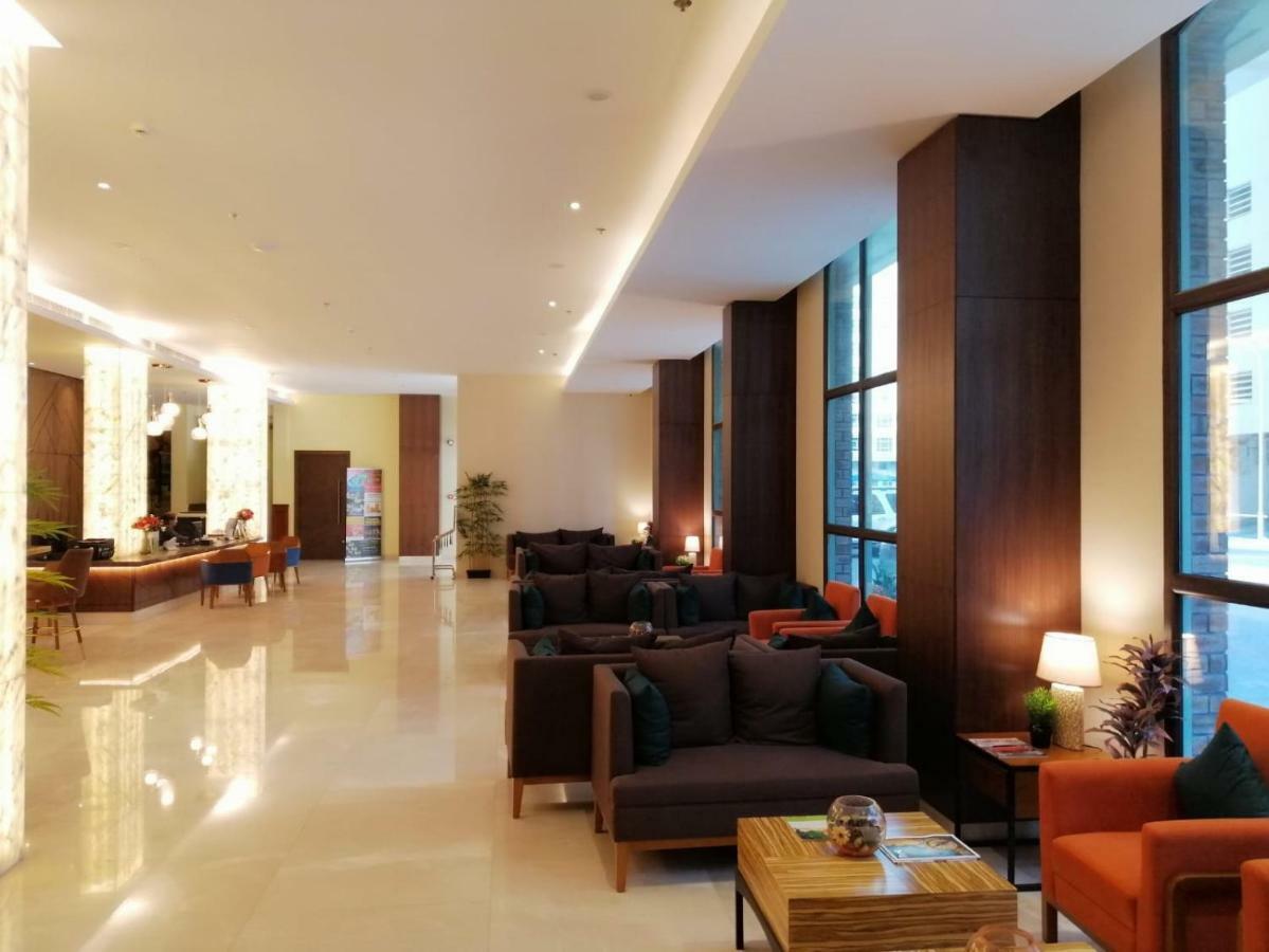 מנאמה Ramee Palace Hotel מראה חיצוני תמונה