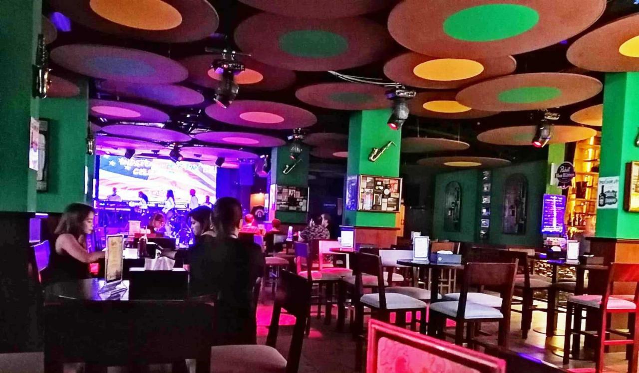 מנאמה Ramee Palace Hotel מראה חיצוני תמונה